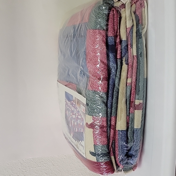 NEW Home Designs Fashion Print Blanket Poly/AcrylicKing/Queen 102"x90"Beacon USA - Picture 4 of 10